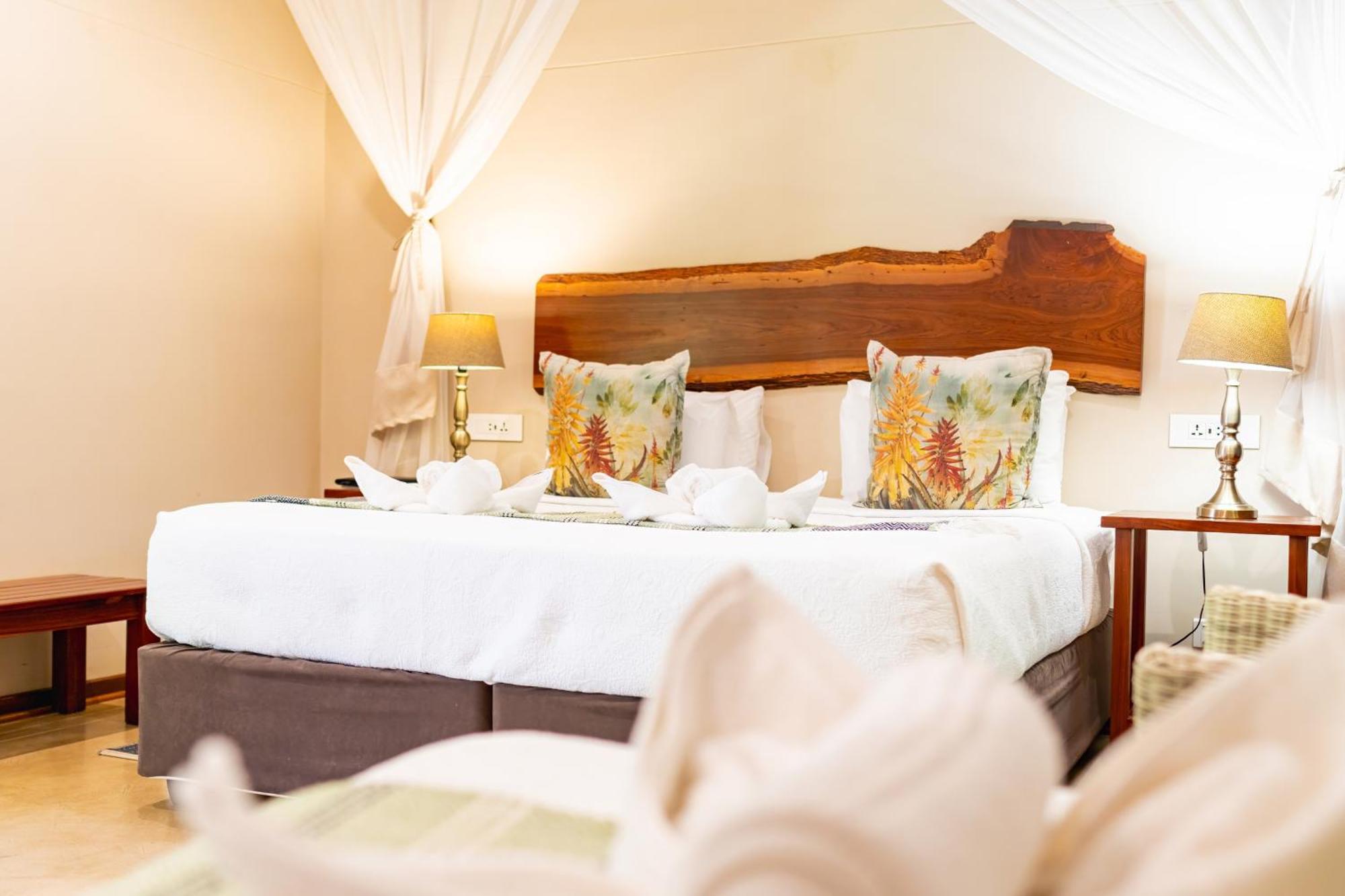 Bayete Guest Lodge Air Terjun Victoria Bagian luar foto