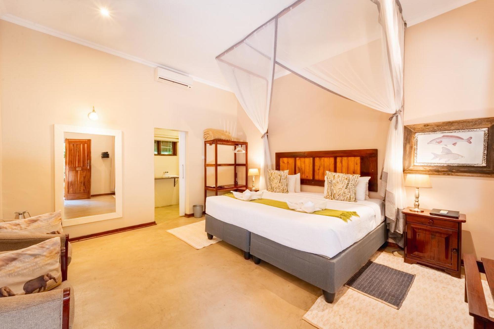 Bayete Guest Lodge Air Terjun Victoria Bagian luar foto