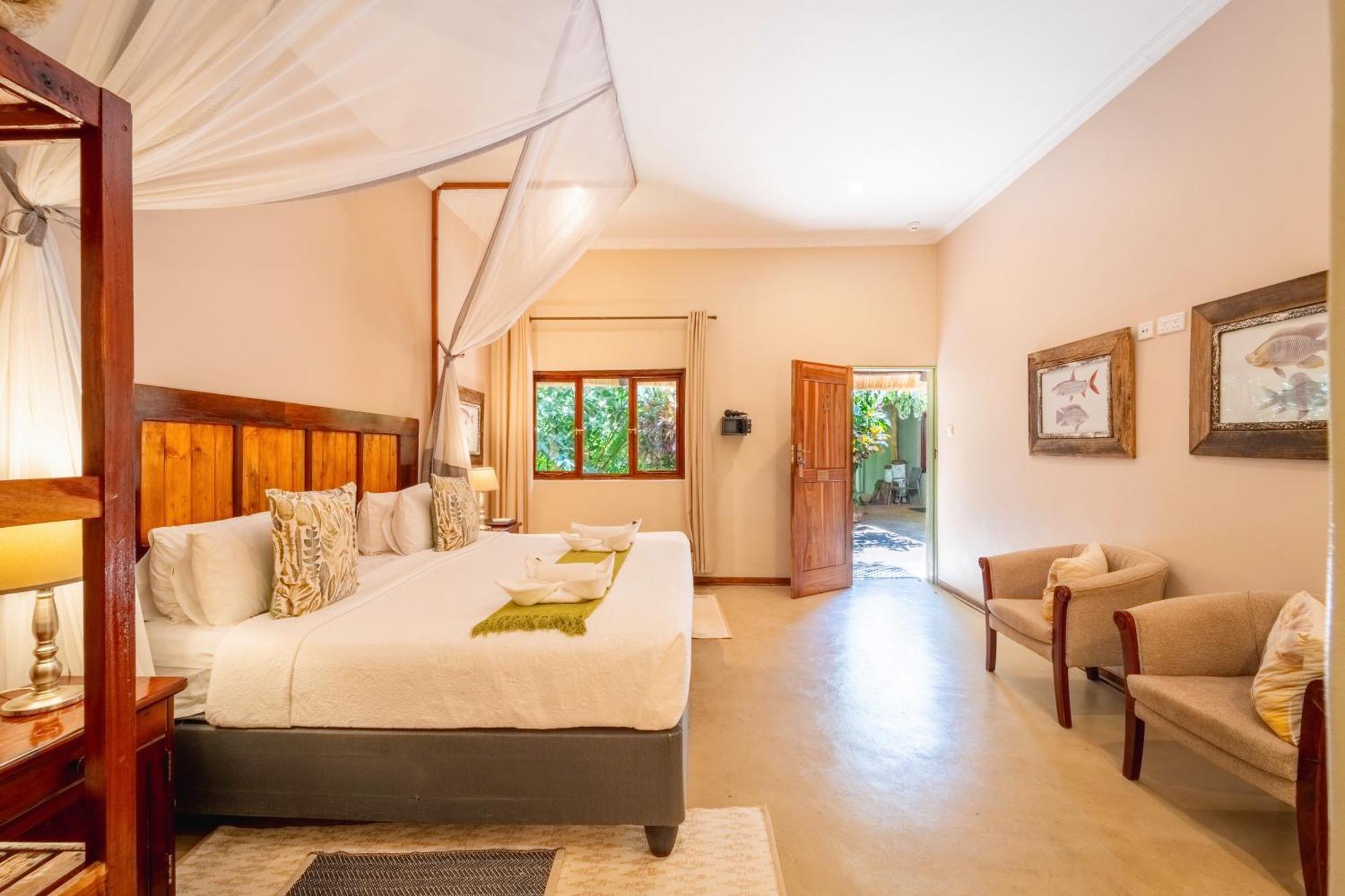 Bayete Guest Lodge Air Terjun Victoria Bagian luar foto